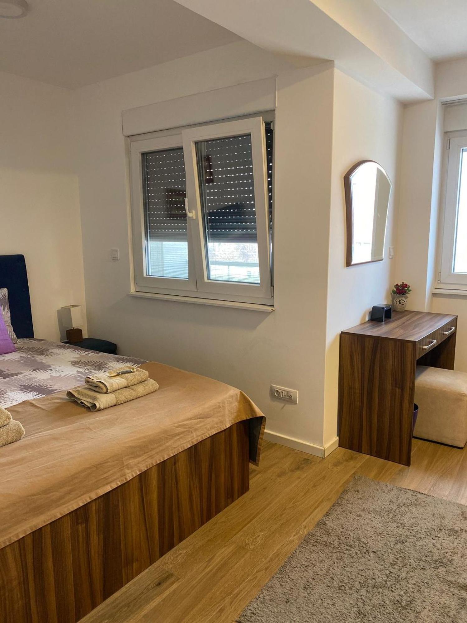 Foxxy Luxury Apartments Σκόπια Εξωτερικό φωτογραφία