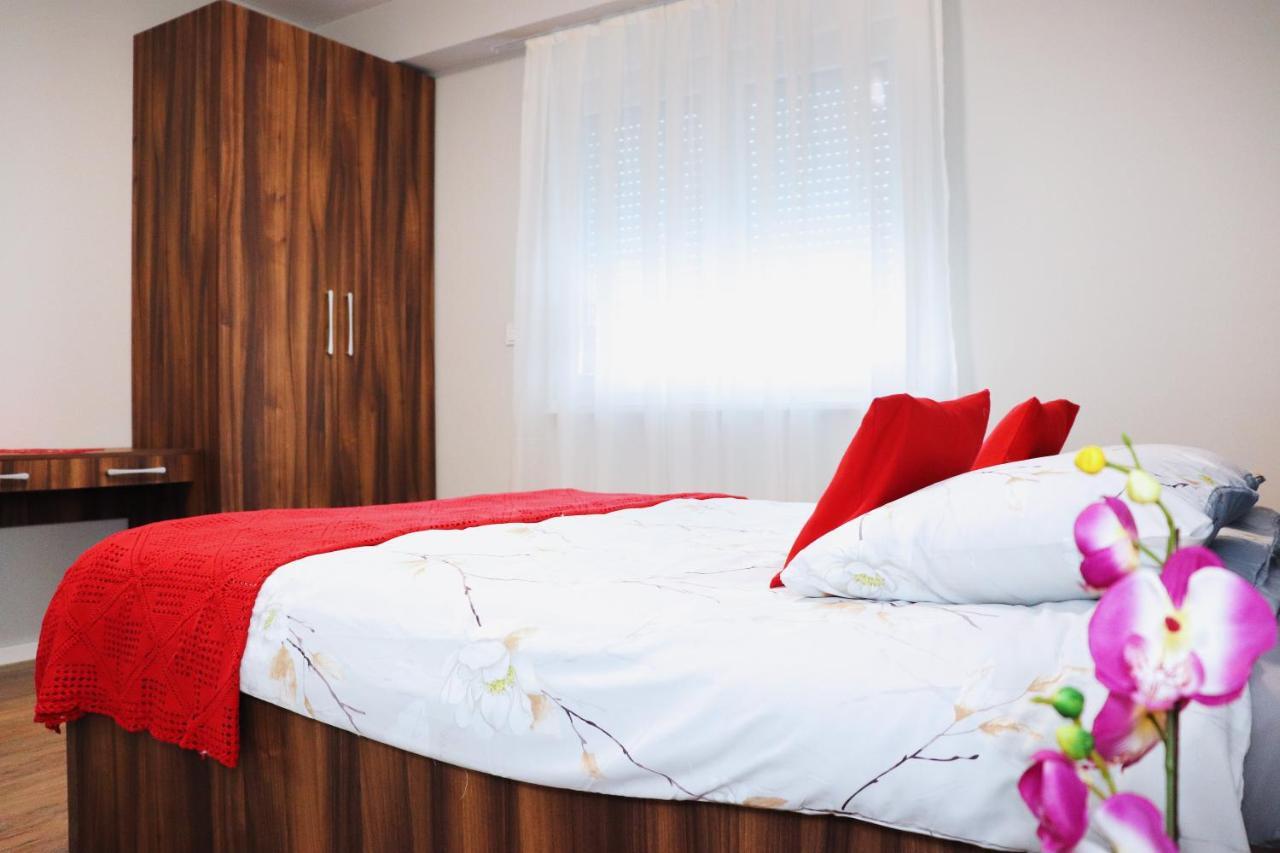 Foxxy Luxury Apartments Σκόπια Εξωτερικό φωτογραφία