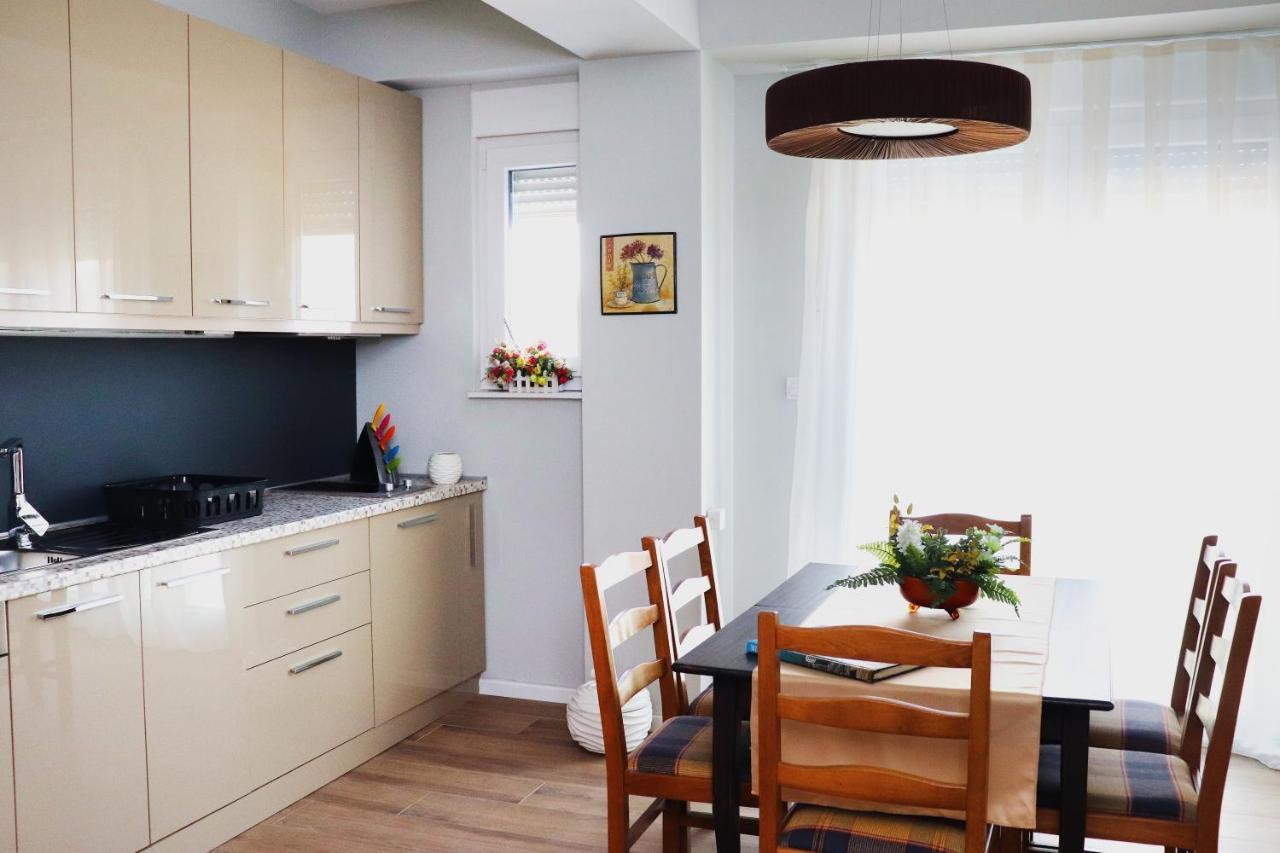 Foxxy Luxury Apartments Σκόπια Εξωτερικό φωτογραφία